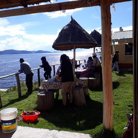 ホテル Hostal Luna Del Titikaka En Isla De La Luna Bolivia エクステリア 写真